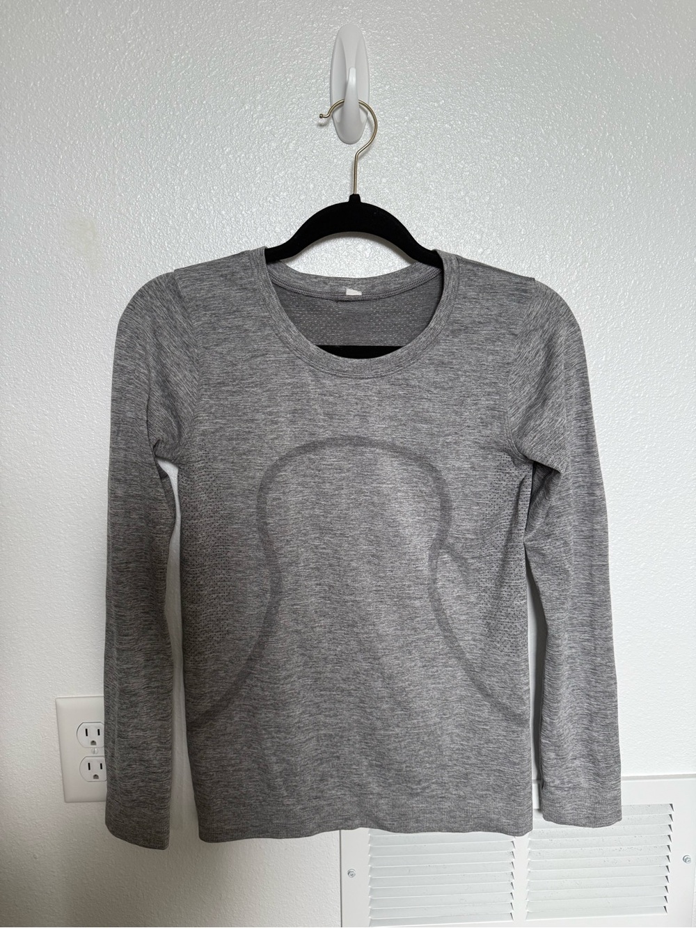lululemon athletica swiftly tech long sleeve